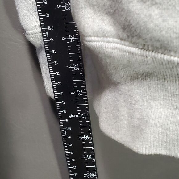 Undefeated Hoodie Mens M Raglan Sleeve Hash Mark Logo Grunge Urban Anti-Social - Picture 6 of 12